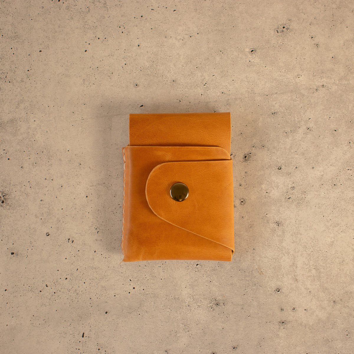 Ready Wallet in Horween Dublin — Light Tan